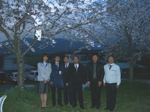 �o�[�x�L���[